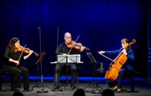 String trio concert 2022